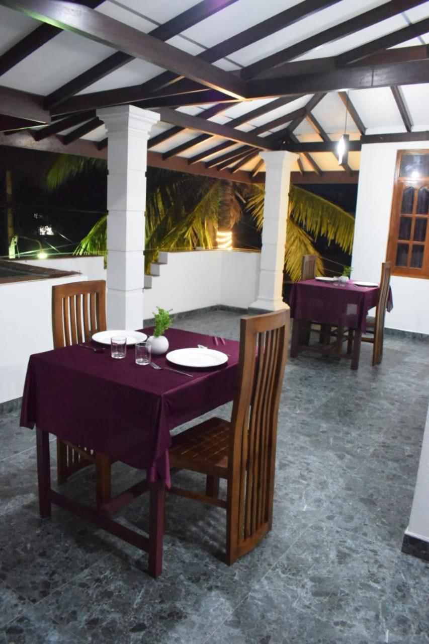 The Alexis'S Guest House Negombo Exterior foto